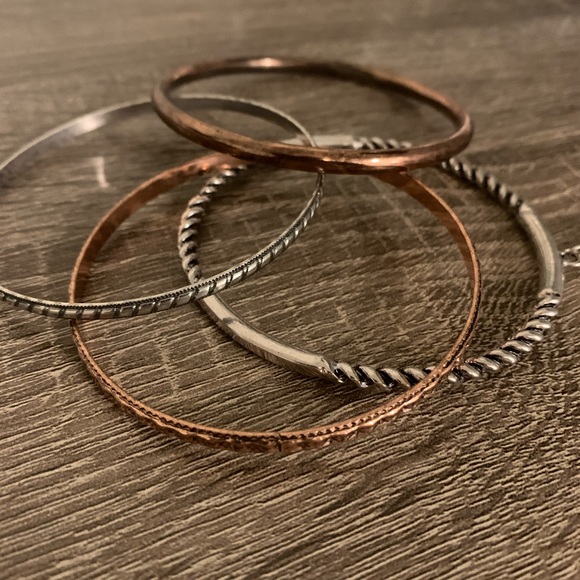 Set of bracelets from Buckle - Picture 2 of 12